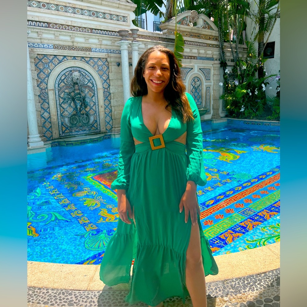 The cutest green dress!